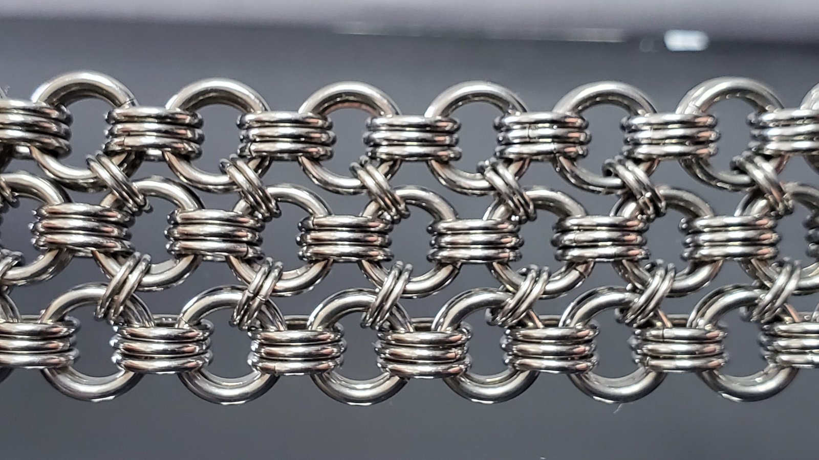 Beefeater - Grail-Verse Chainmaille Jewelry