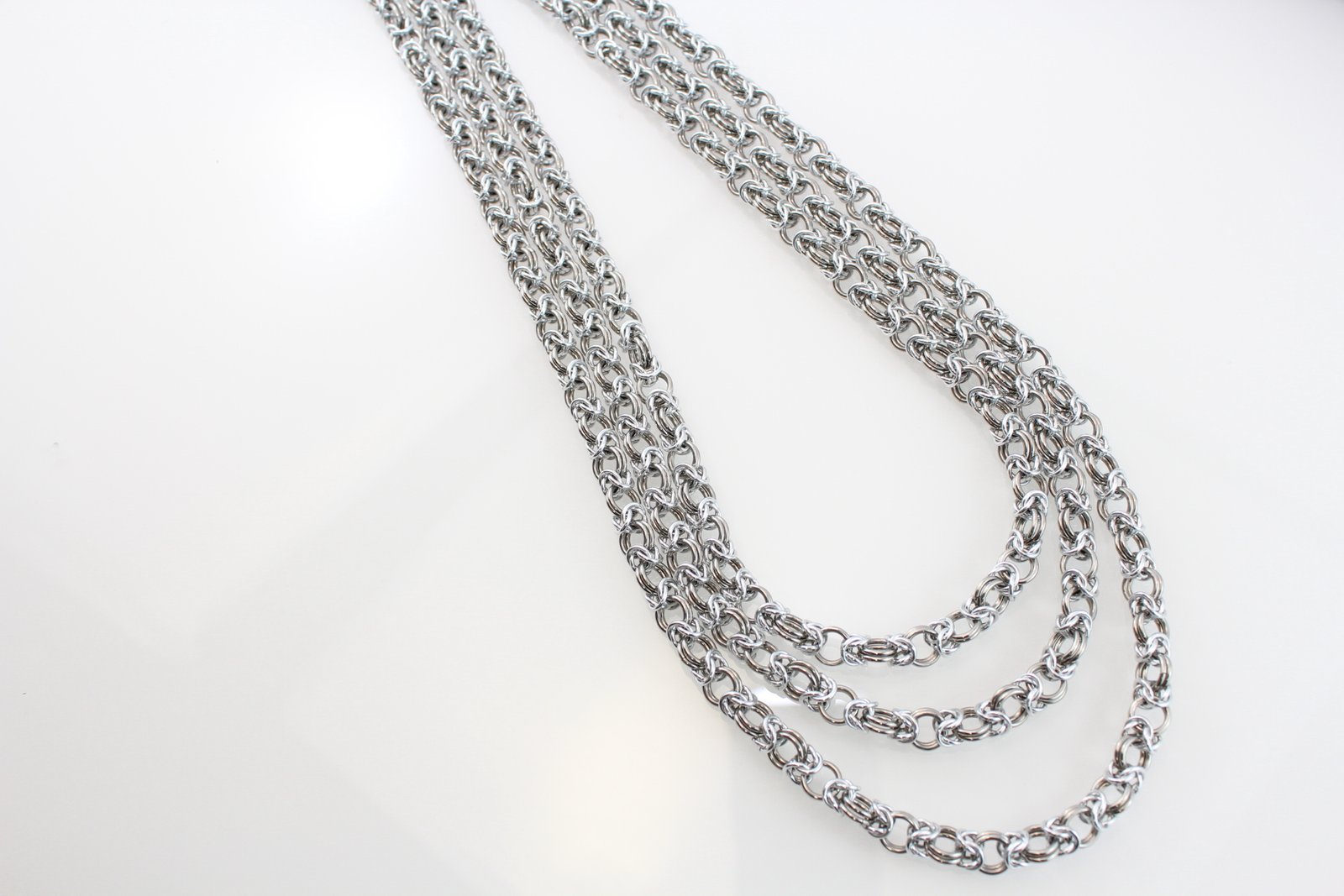 Saturna Necklace - Grail-Verse Chainmaille Jewelry