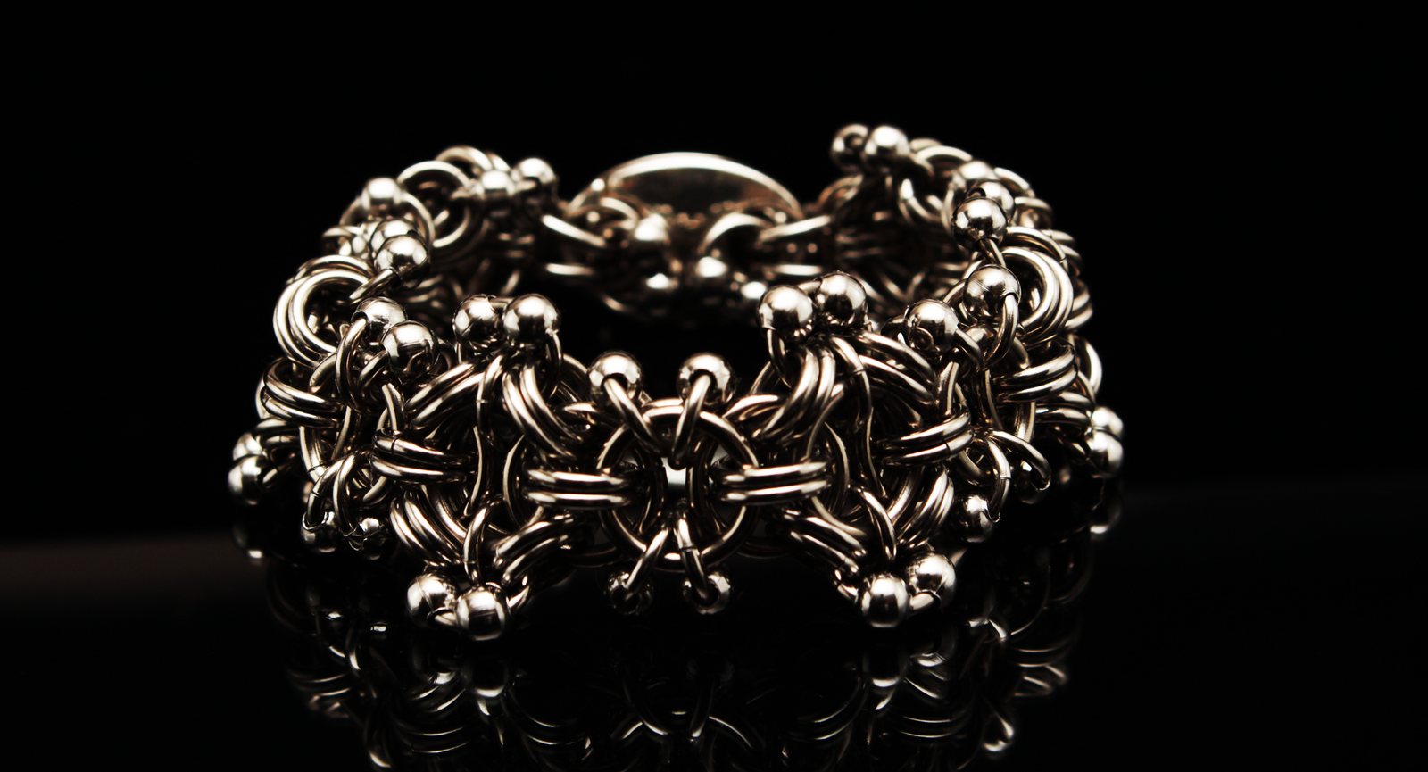 The-Moxie-Bracelet - Grail-Verse Chainmaille Jewelry