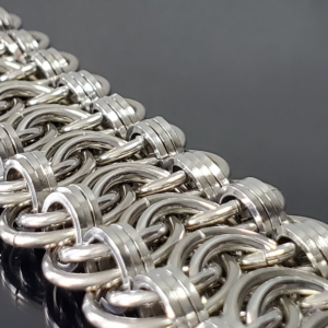 The-monarch-bracelet - Grail-Verse Chainmaille Jewelry
