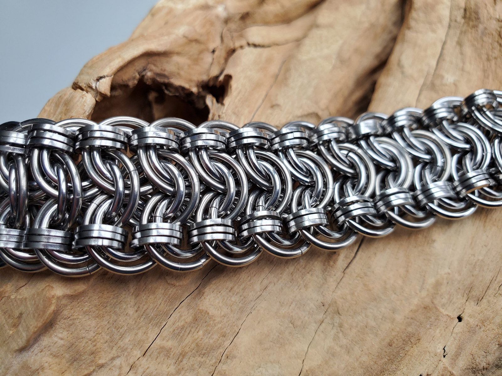 monarch7 - Grail-Verse Chainmaille Jewelry